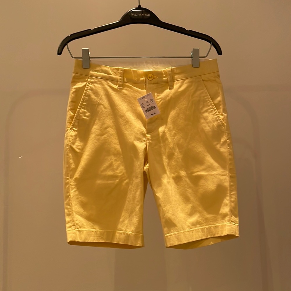 Jcrew, boys yellow chino shorts, with adjustable waist on the inside. Sz 12
